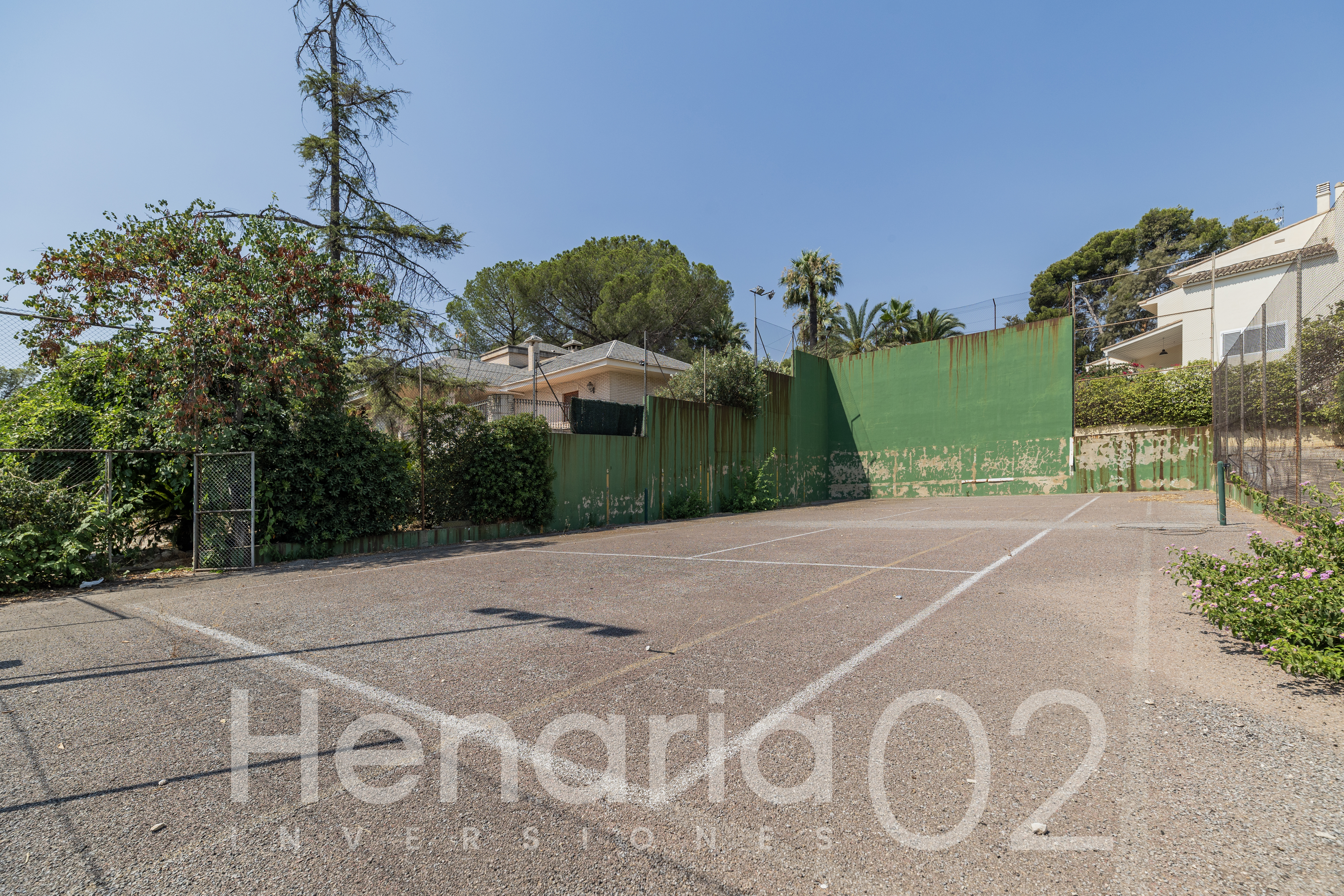 henaria2002
